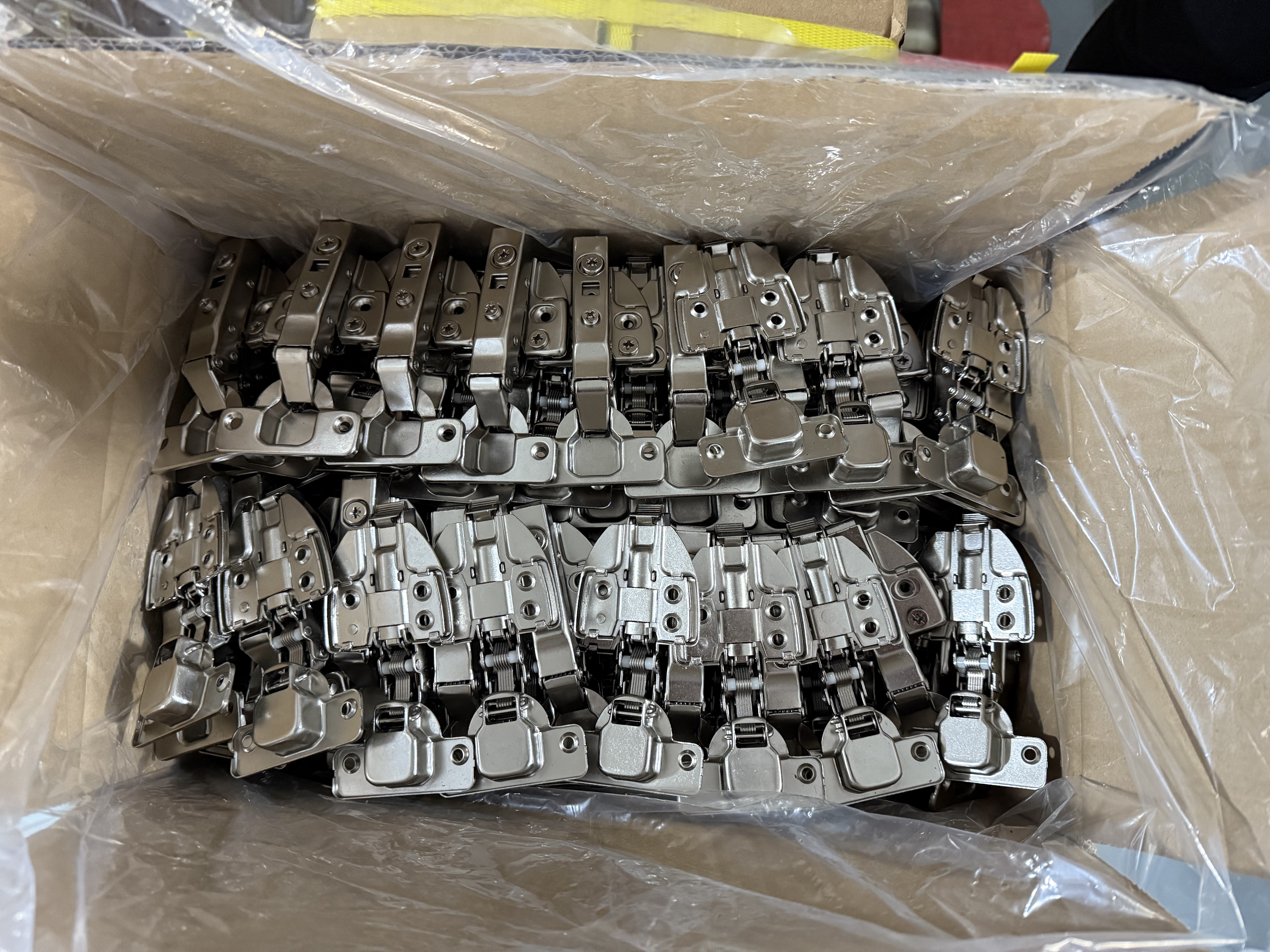 hinge packing